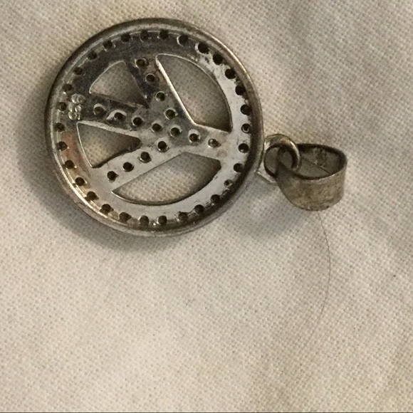 Peace charm - Picture 2 of 4